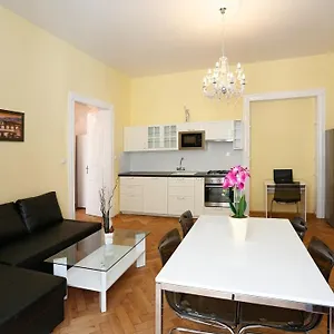Pštrossova Apartmán